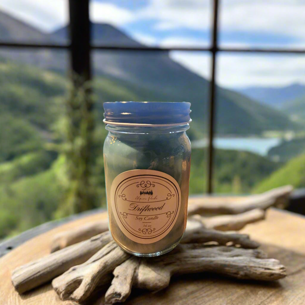 Driftwood Swirl Candle - 16 oz