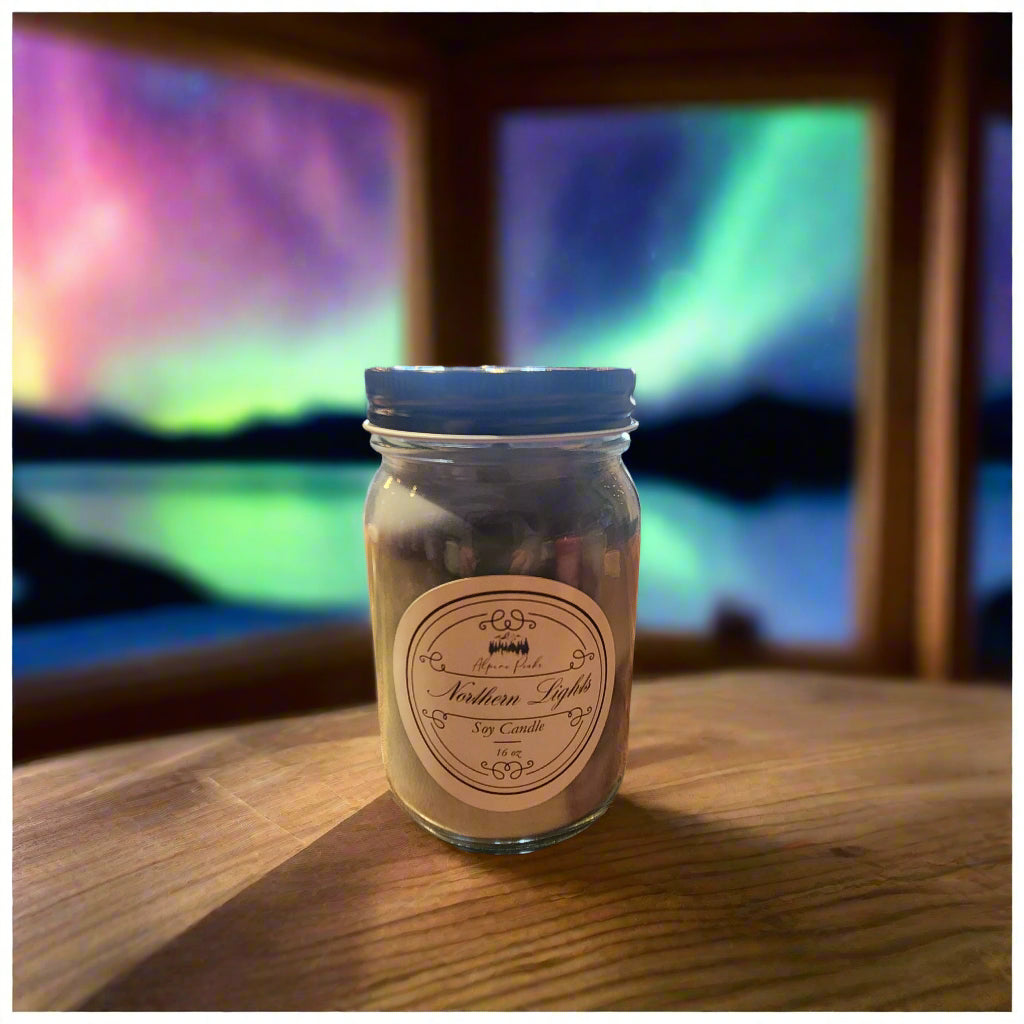 Northern Lights Swirl Candle - 16 oz