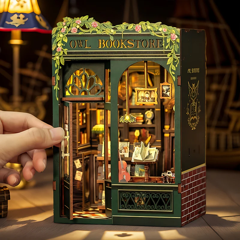 The Owl Bookstore - DIY Book Nook Kit