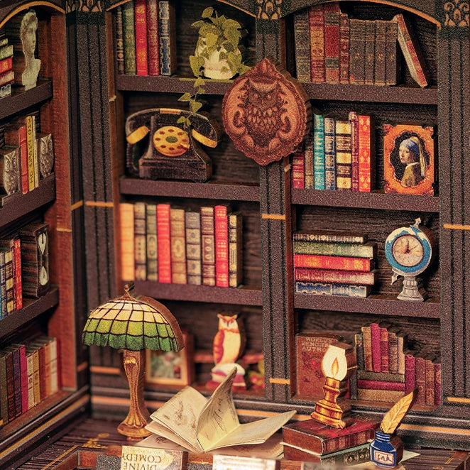 The Owl Bookstore - DIY Book Nook Kit