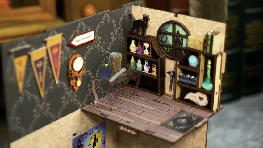 Magic Pharmacist with Dust Cover - DIY Book Nook Kit