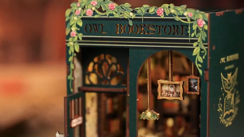 The Owl Bookstore - DIY Book Nook Kit