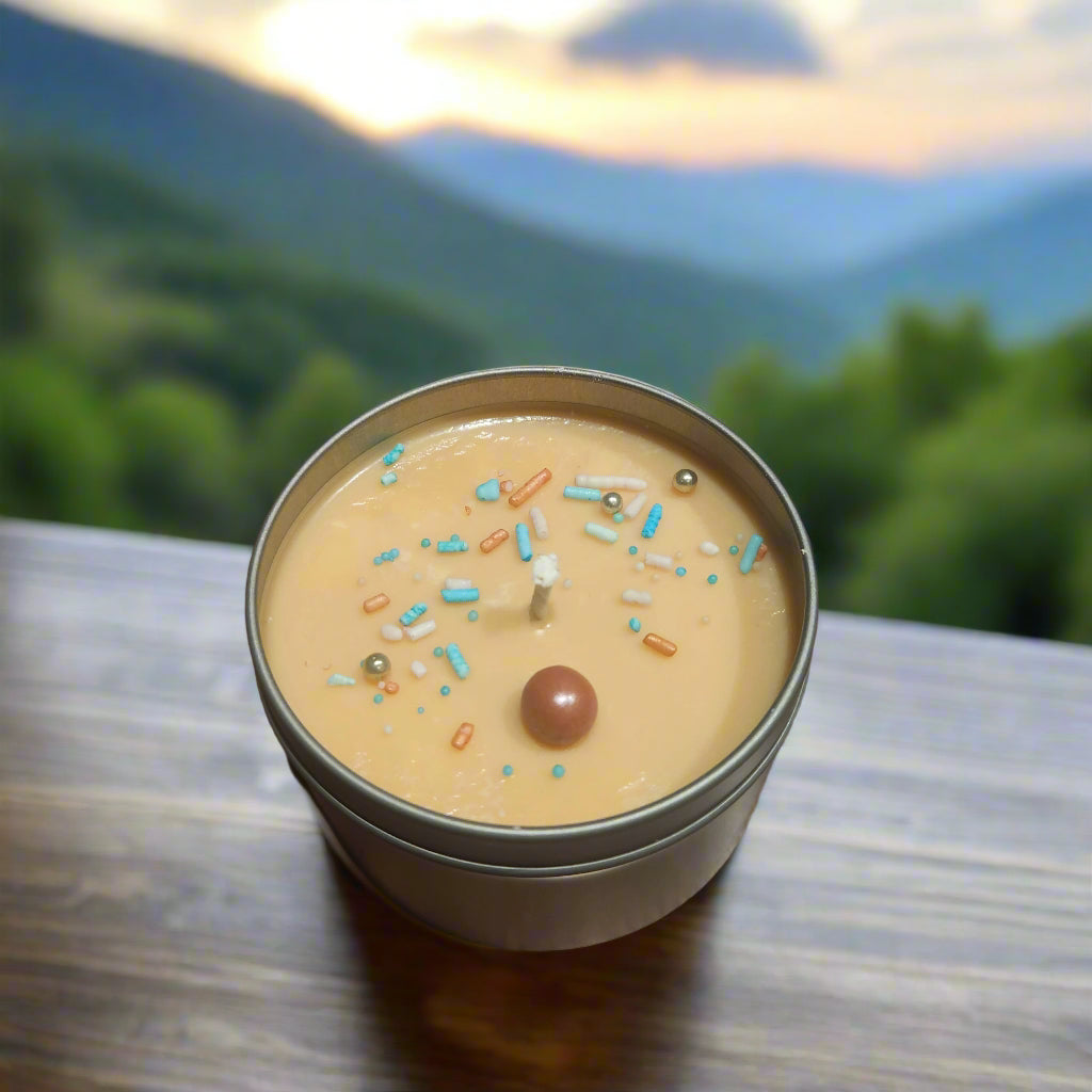 Maple Bourbon - 8 oz Candle Gift Tin