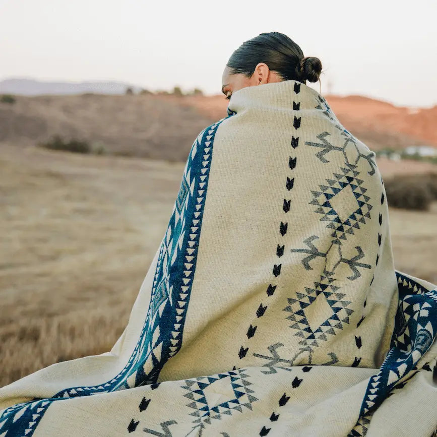 Alpaca Wool Blanket - Turquoise and Cream Western (Queen size)