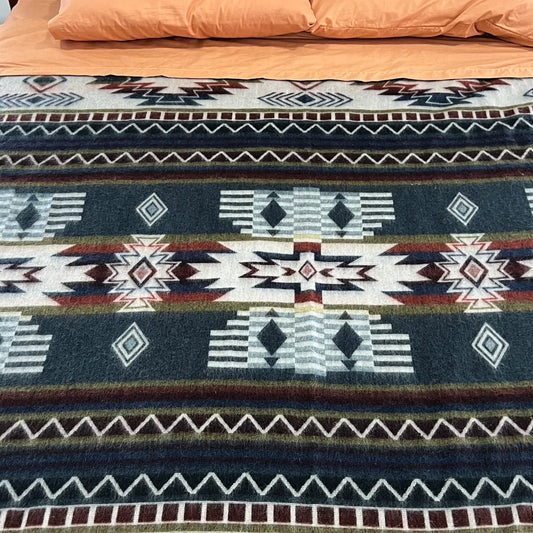 Alpaca Wool Blanket - Western Native Blanket "Walk Steady" (Queen size)